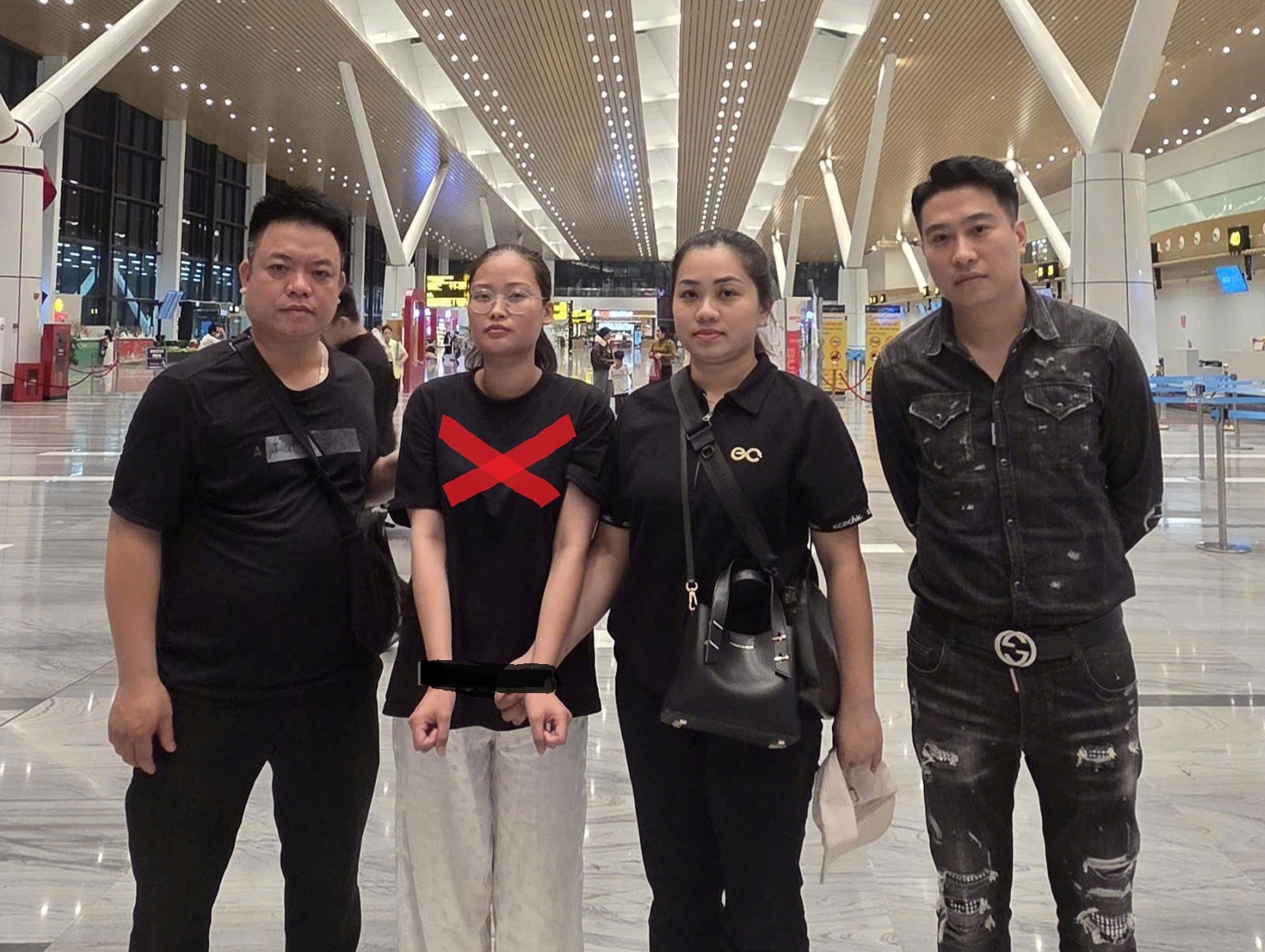 Công an phường Ngô Quyền bắt giữ đối tượng truy nã đặc biệt tại cửa khẩu Mộc Bài (tỉnh Tây Ninh)